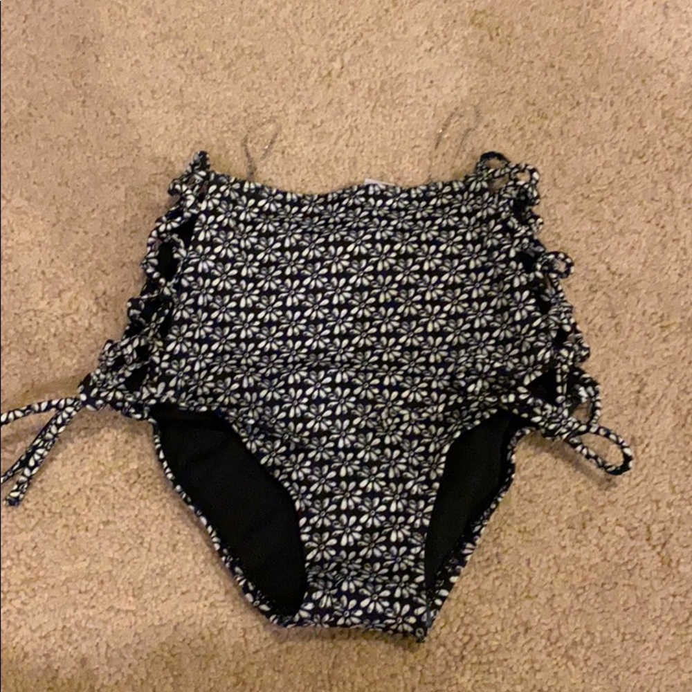 Brand new Sun Dazed High Waisted swim bottoms